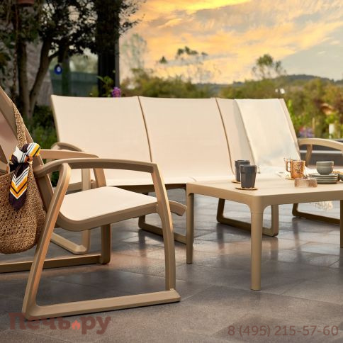 Диван пластиковый трехместный Siesta Contract Pacific Lounge фото 4