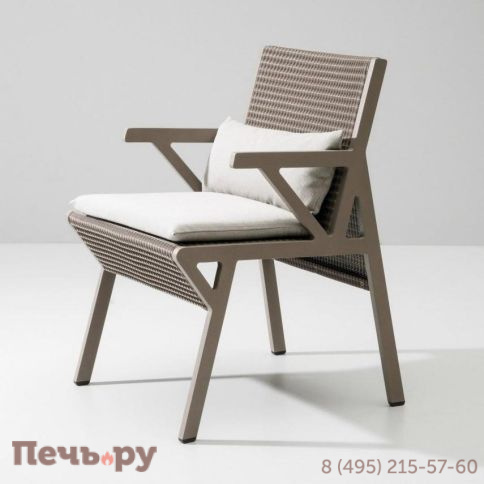 Кресло металлическое с подушкой Kettal Vieques фото