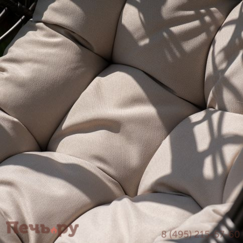 "Венеция" подвесное кресло-кокон из искусственного ротанга, цвет соломенный с бежевой подушкой фото 8