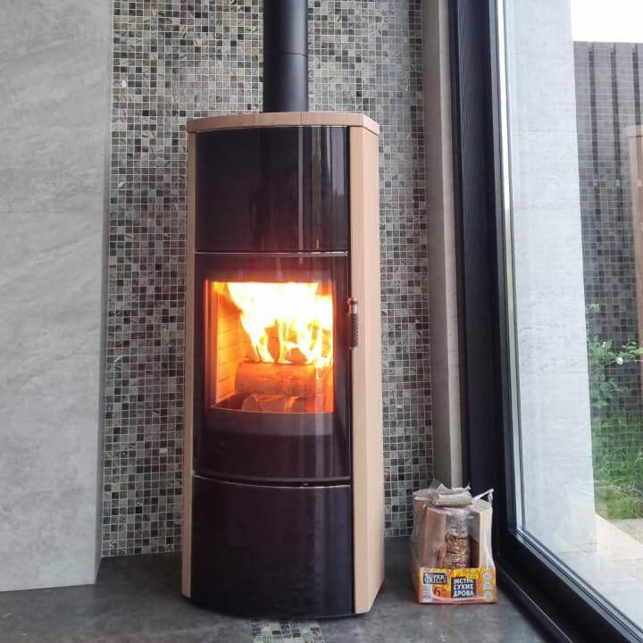 Печь-камин Storch Ecuador H EX 40 видео